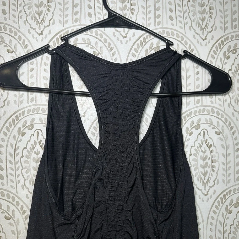 Lululemon RUNNER UP TANK - SWEAT LIFE, Black - Size‎ 4 Women's Racer back